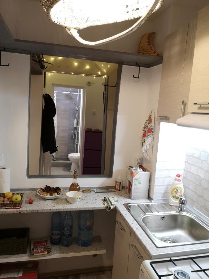 Little Modern Folk Apt Apartment Valenii de Munte Exterior photo